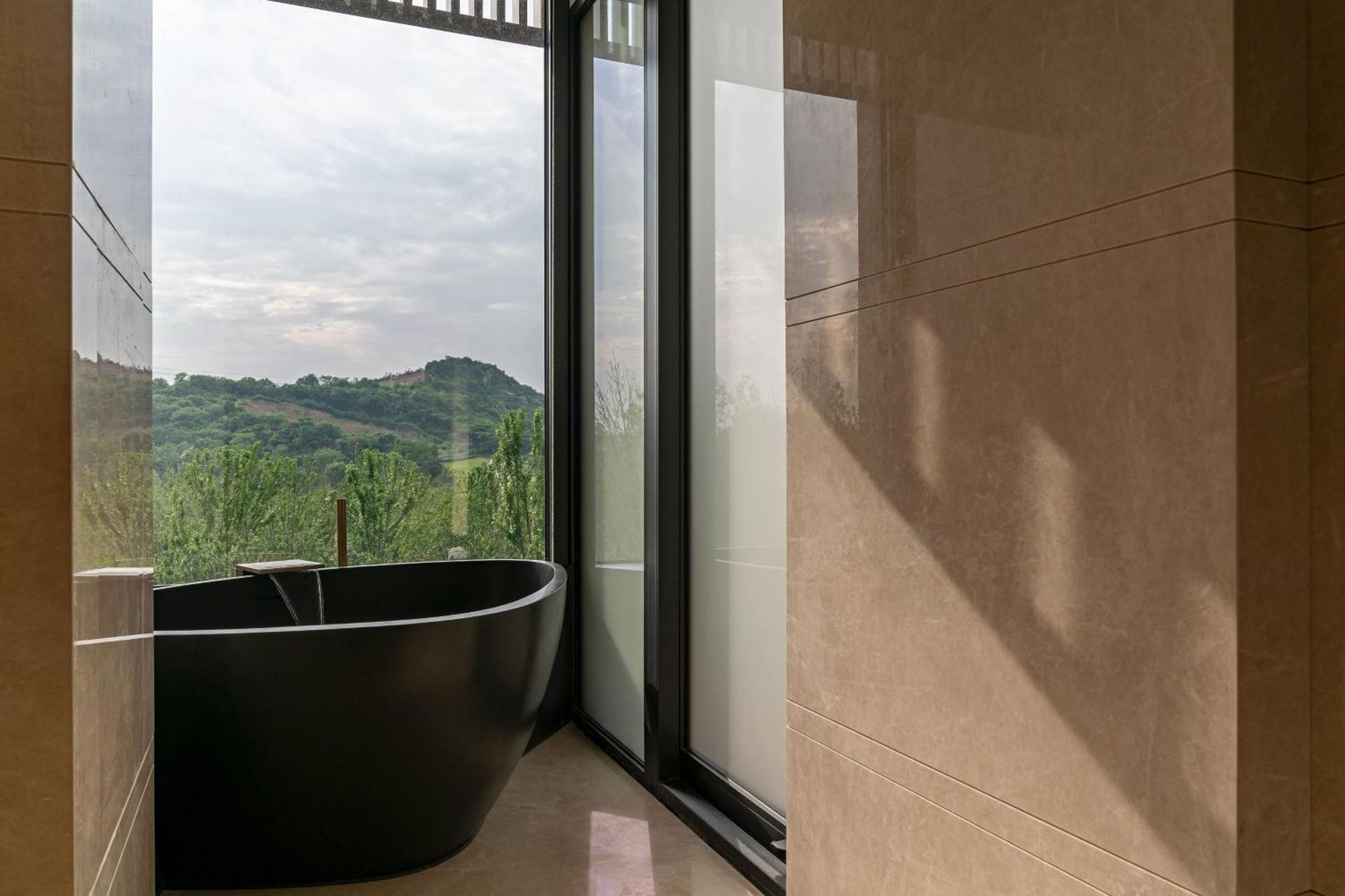 The Westin Nanjing Resort & Spa Buitenkant foto